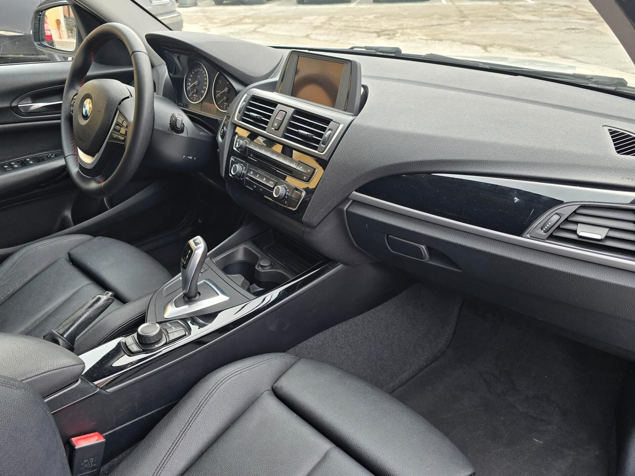 Bmw 118 118d 5p. Sport