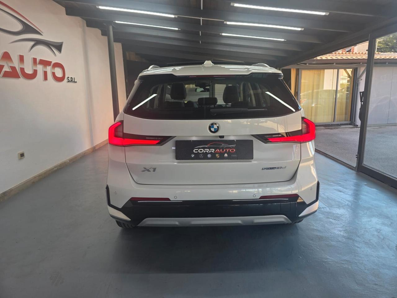 Bmw X1 sDrive 18d xLine Tetto