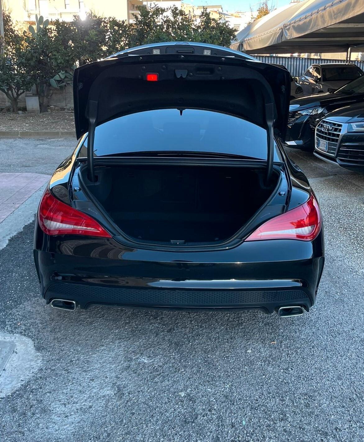 MERCEDES-BENZ CLA AMG Premium200D Dark Night