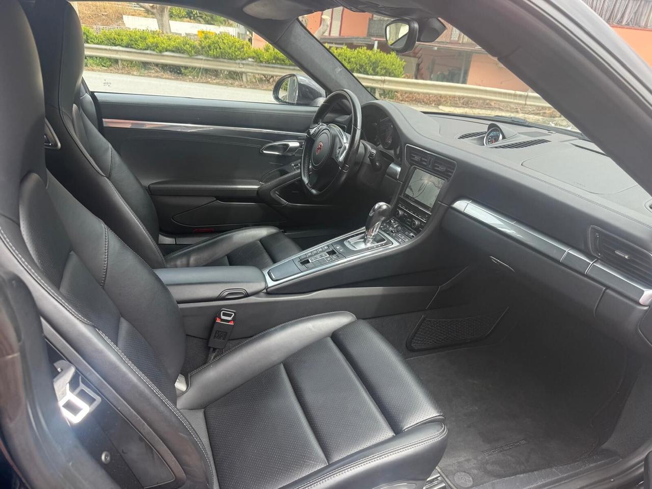 Porsche 911 3.8 Carrera 4S Coupé