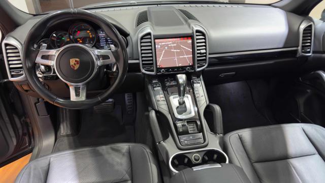 PORSCHE Cayenne 3.0 Diesel 250CV Platinum Edition