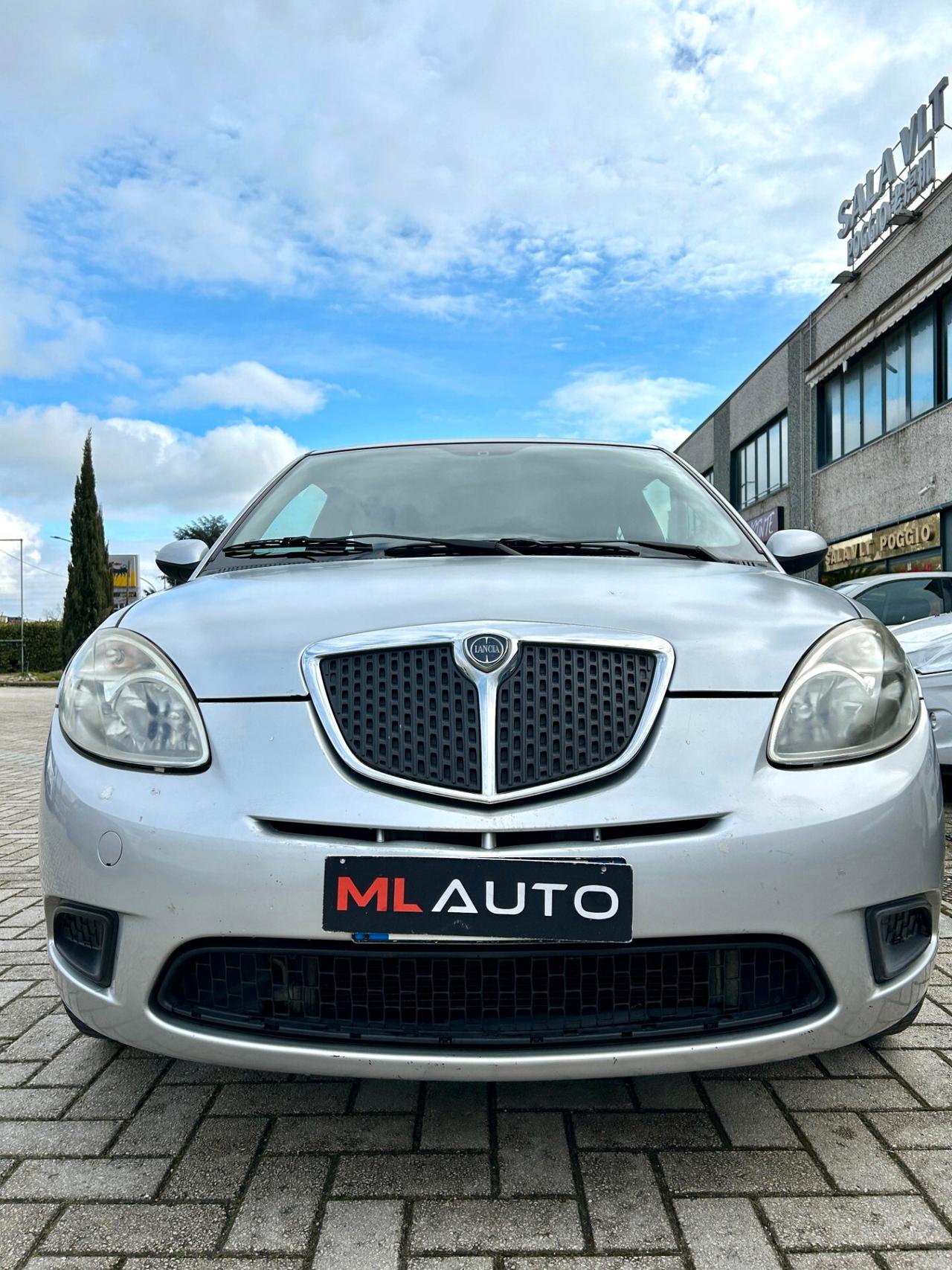 Lancia Ypsilon 1.2 Platino - OK NEOPATENTATO