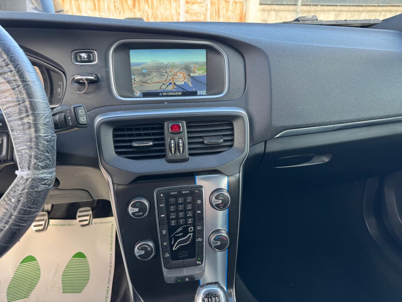 Volvo V40 D2 1.6 diesel R-design NAVI Block Shaft