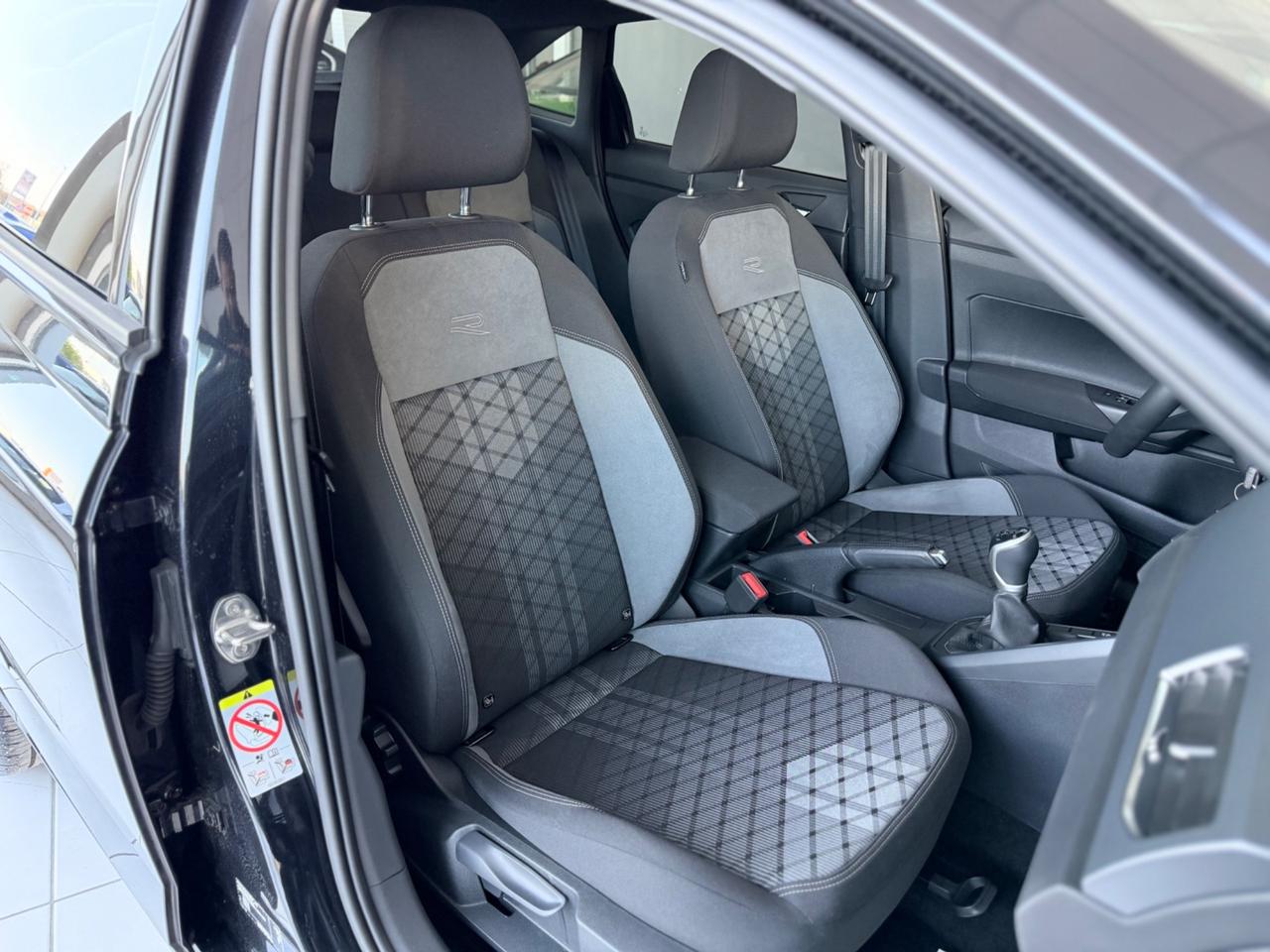 Volkswagen T-Cross 1.0 TSI 115 CV R-Line Plus