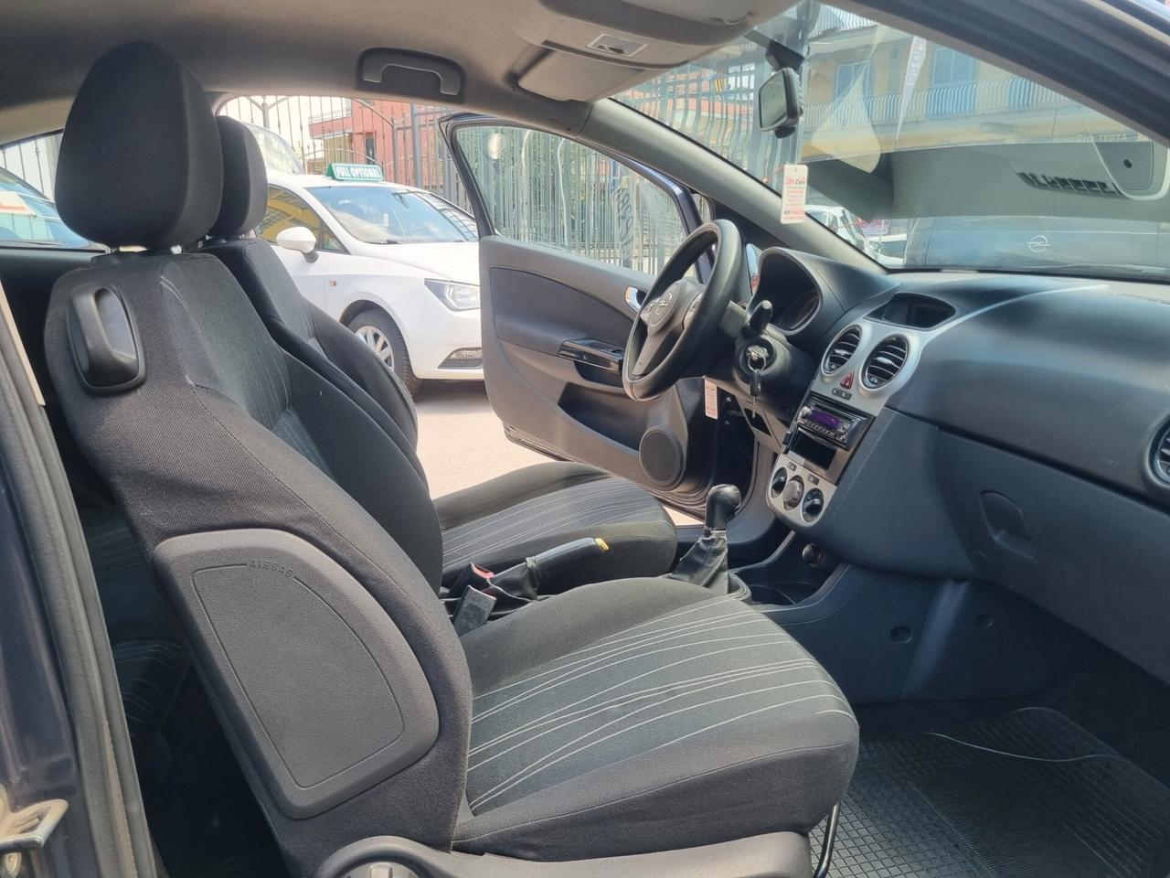 Opel Corsa 1,2 GPL Provenienza Nord Italia