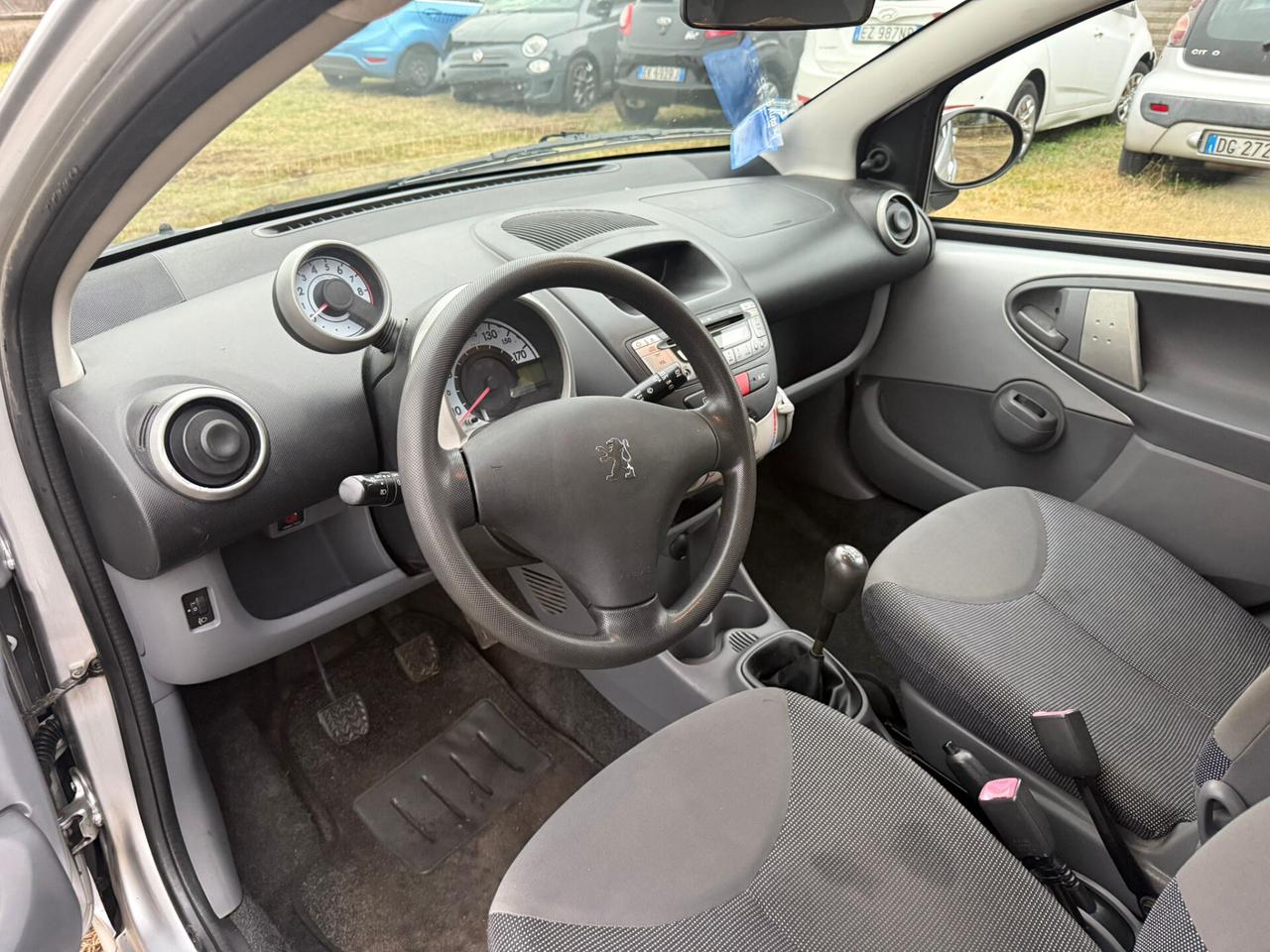 Peugeot 107 1.0 68CV 5porte Plaisir