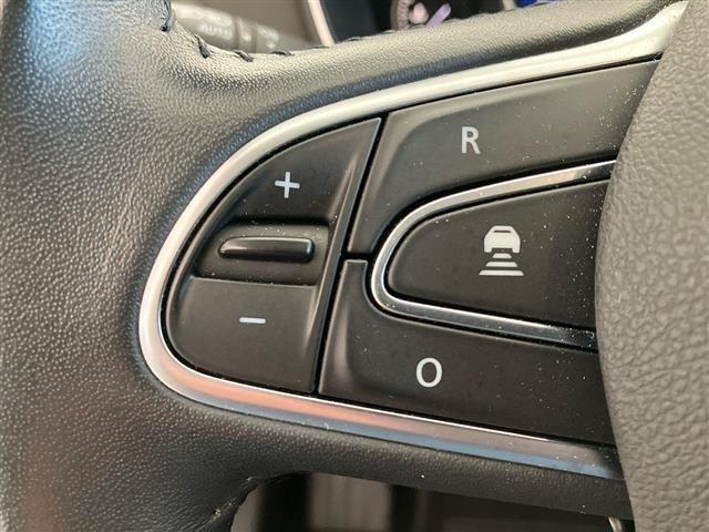 RENAULT Megane 5 Porte 1.3 TCe Intens FAP