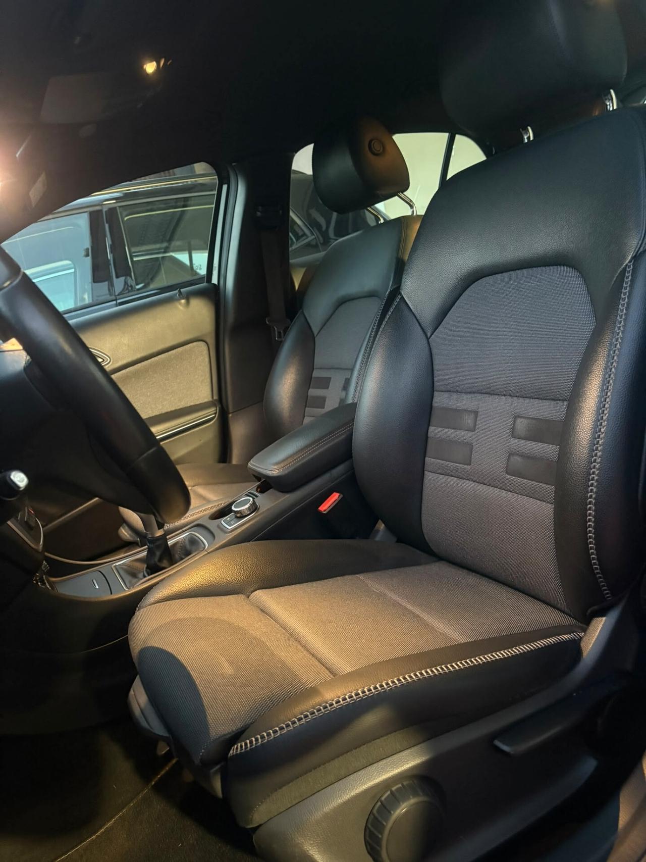 Mercedes-benz GLA 200 d Business