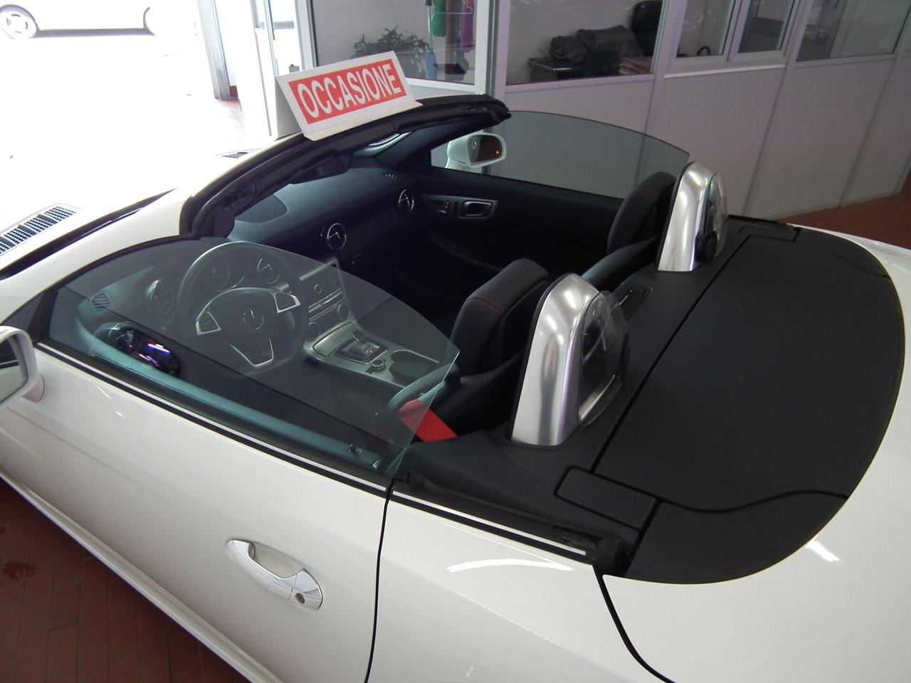 Mercedes-benz SLC 200 BZ KM 54.000 ! STUPENDA ! PREMIUM FULL OPTIONAL !