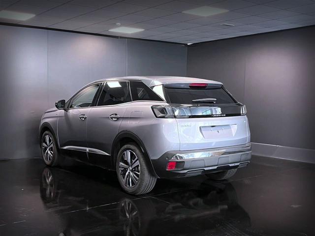 PEUGEOT 3008 Hybrid 225 e-EAT8 Allure