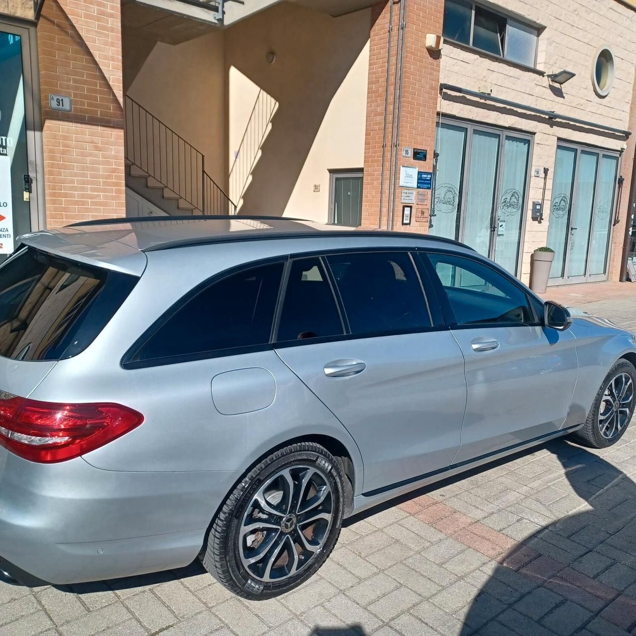 TENUTA IN MODO MANIACALE CLASSE C 2.1 TDI