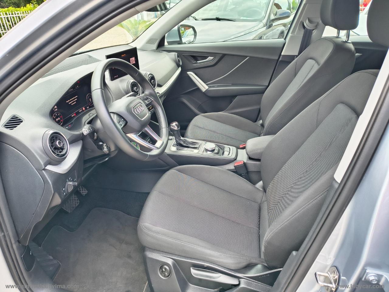AUDI Q2 30 TDI S tronic Business Plus