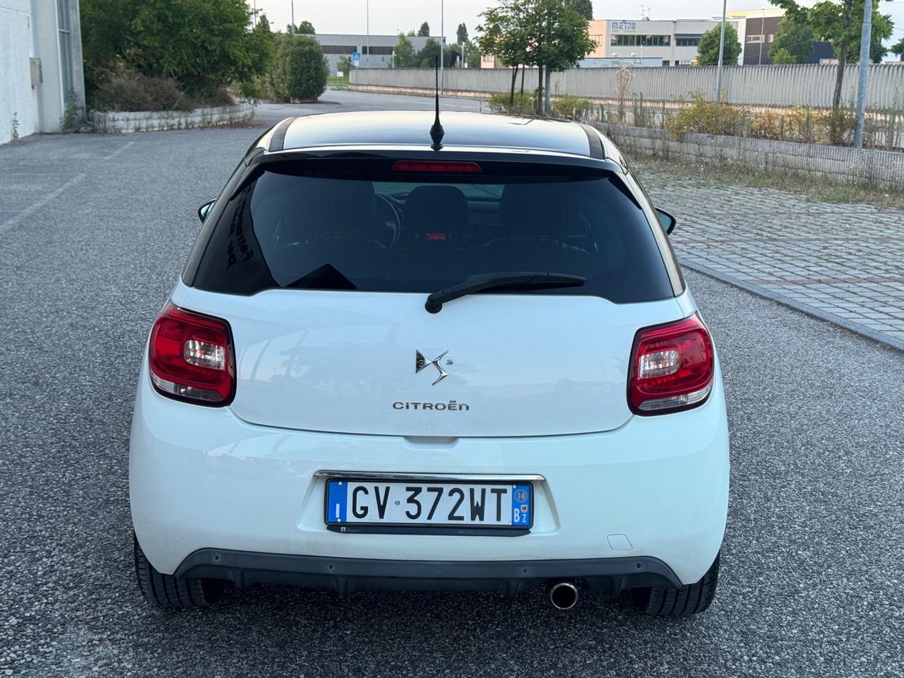 Citroen DS3 3 1.2 VTi 82cv Neopatentati