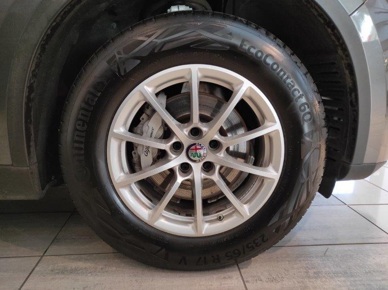 ALFA ROMEO Stelvio - Stelvio 2.2 Turbodiesel 190 CV AT8 Q4 Business