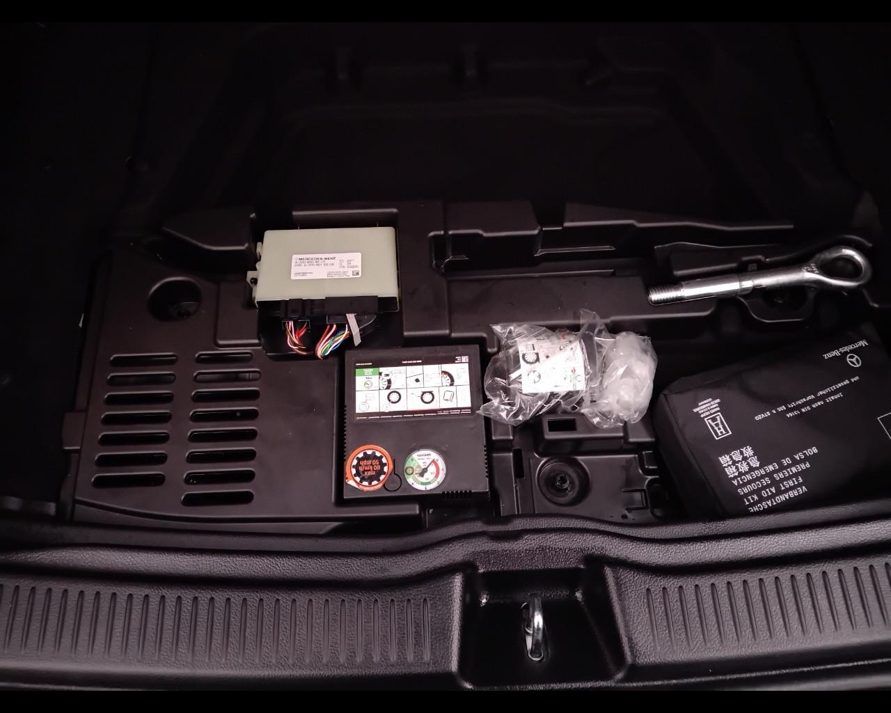 Mercedes-Benz Classe B - W247 2023 - B 180 d AMG Line Advanced Plus auto