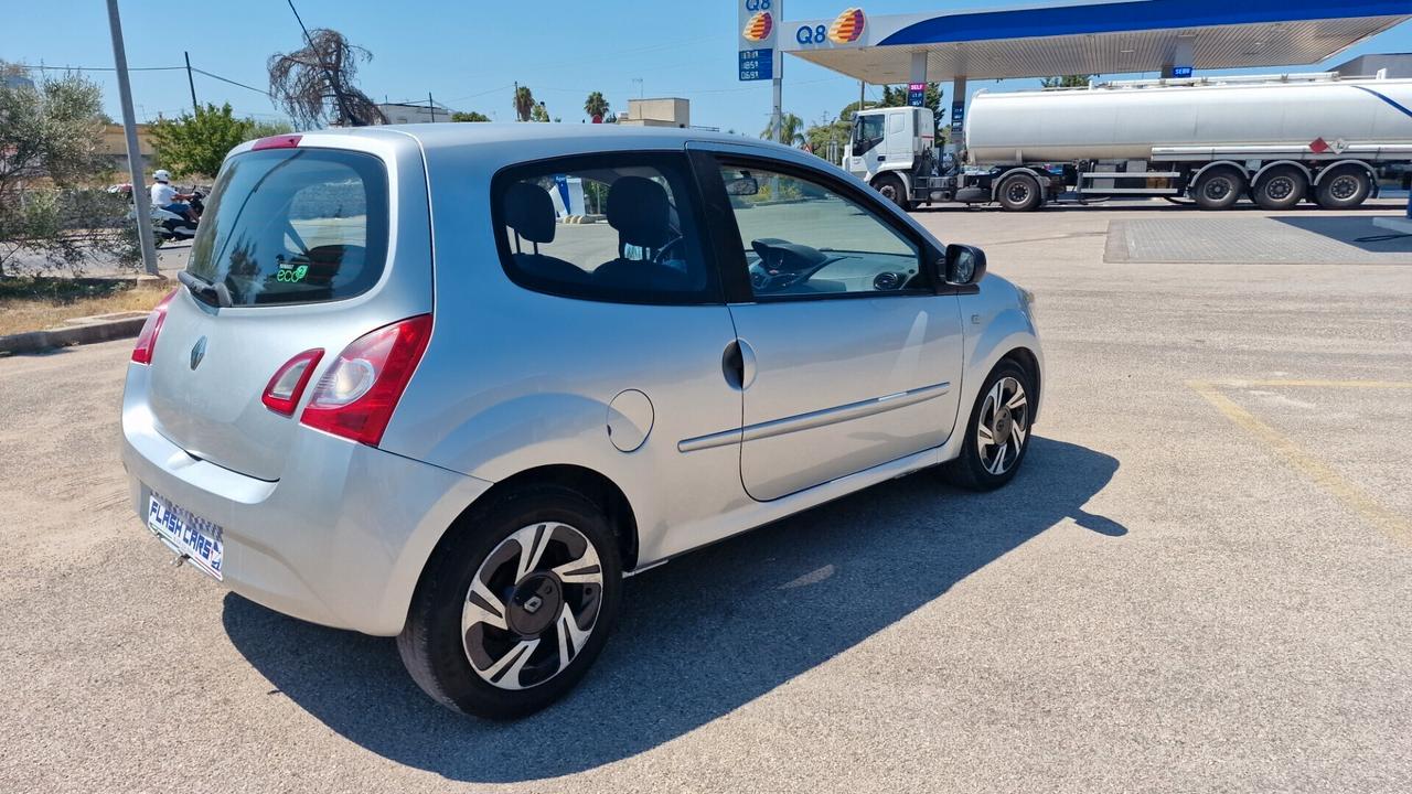 Renault Twingo 1.2 16V Live