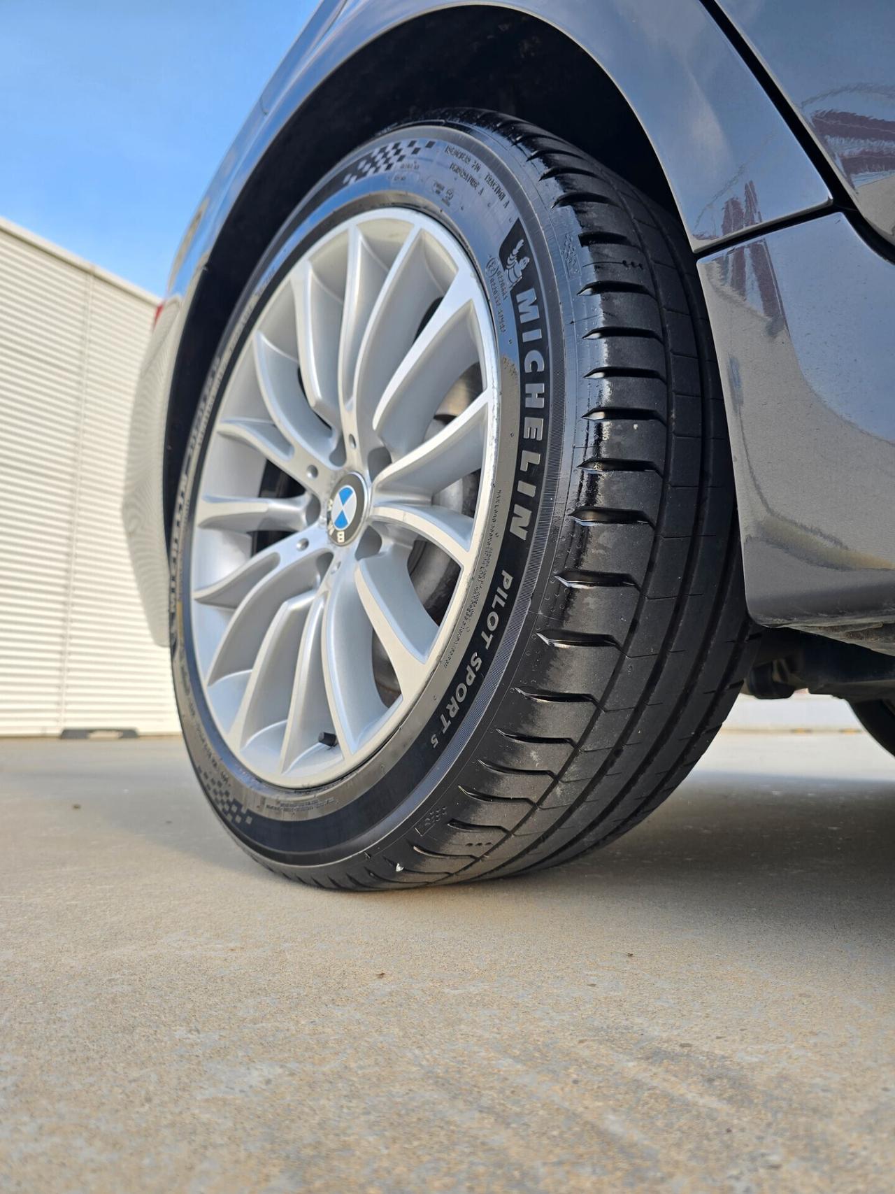 Bmw 520 525d xDrive Luxury