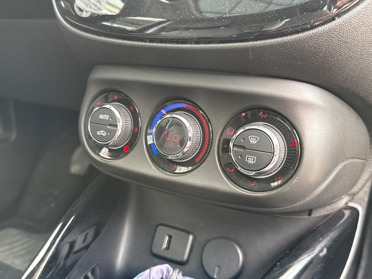 Opel Adam 1.4 87 CV GPL Tech Glam
