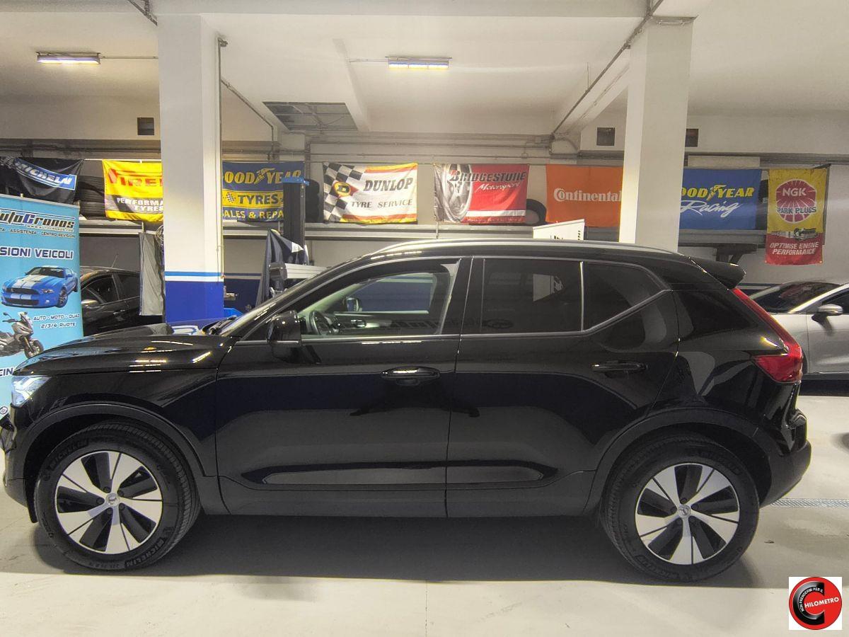 VOLVO - XC40 - D3 AWD Momentum