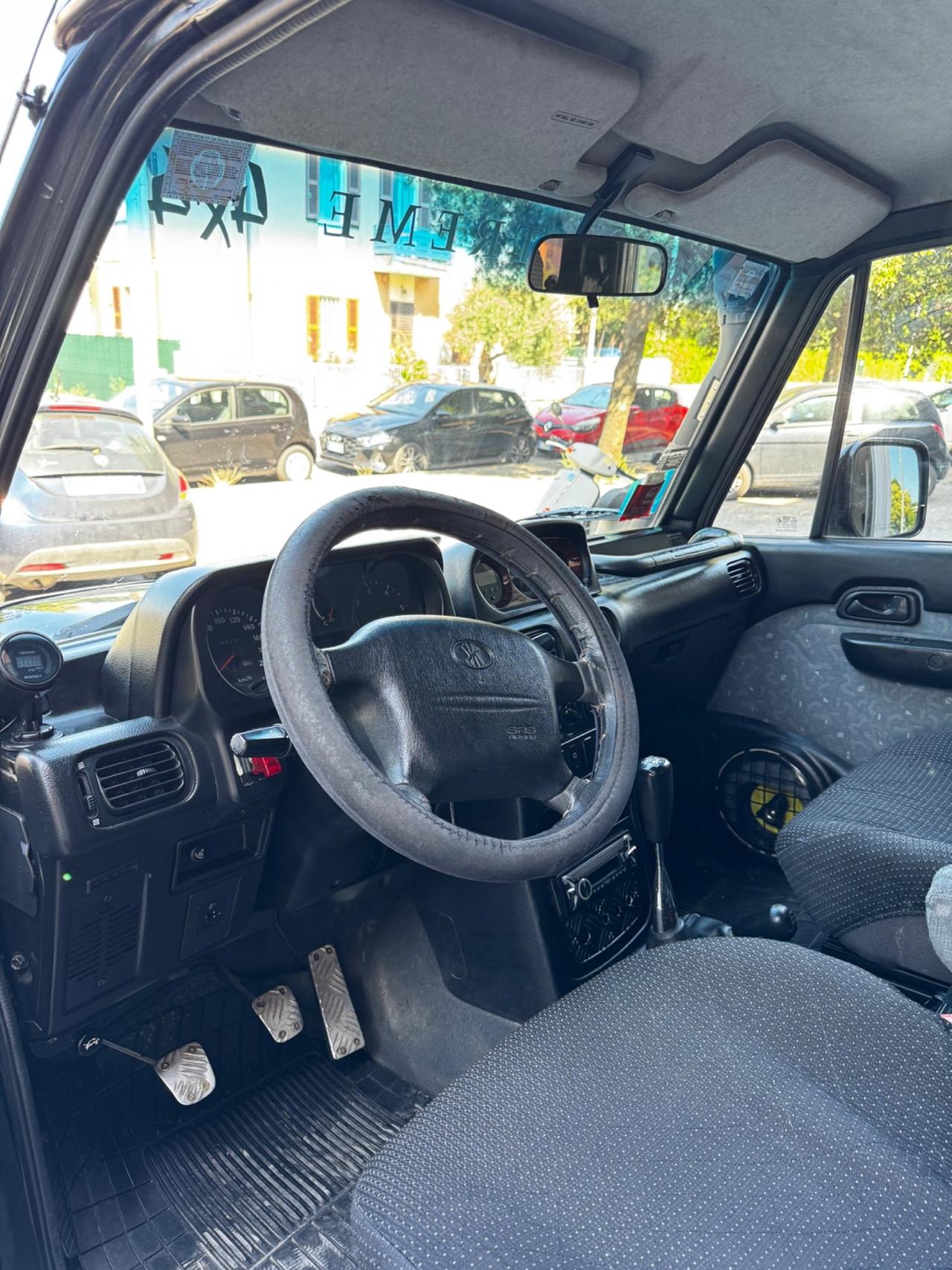 Hyundai Galloper 2.5 TDI Corto