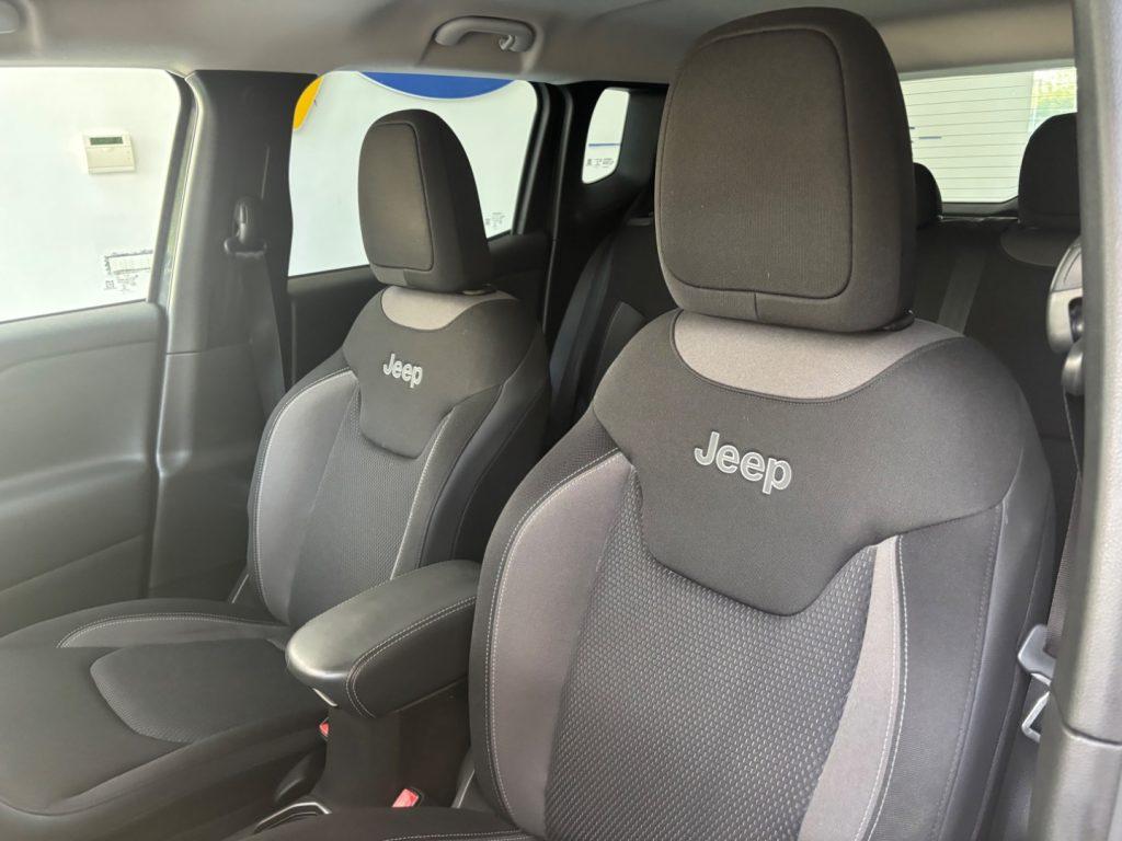 Jeep Renegade 1.5 Turbo T4 MHEV Limited tua da €199,00 mensili