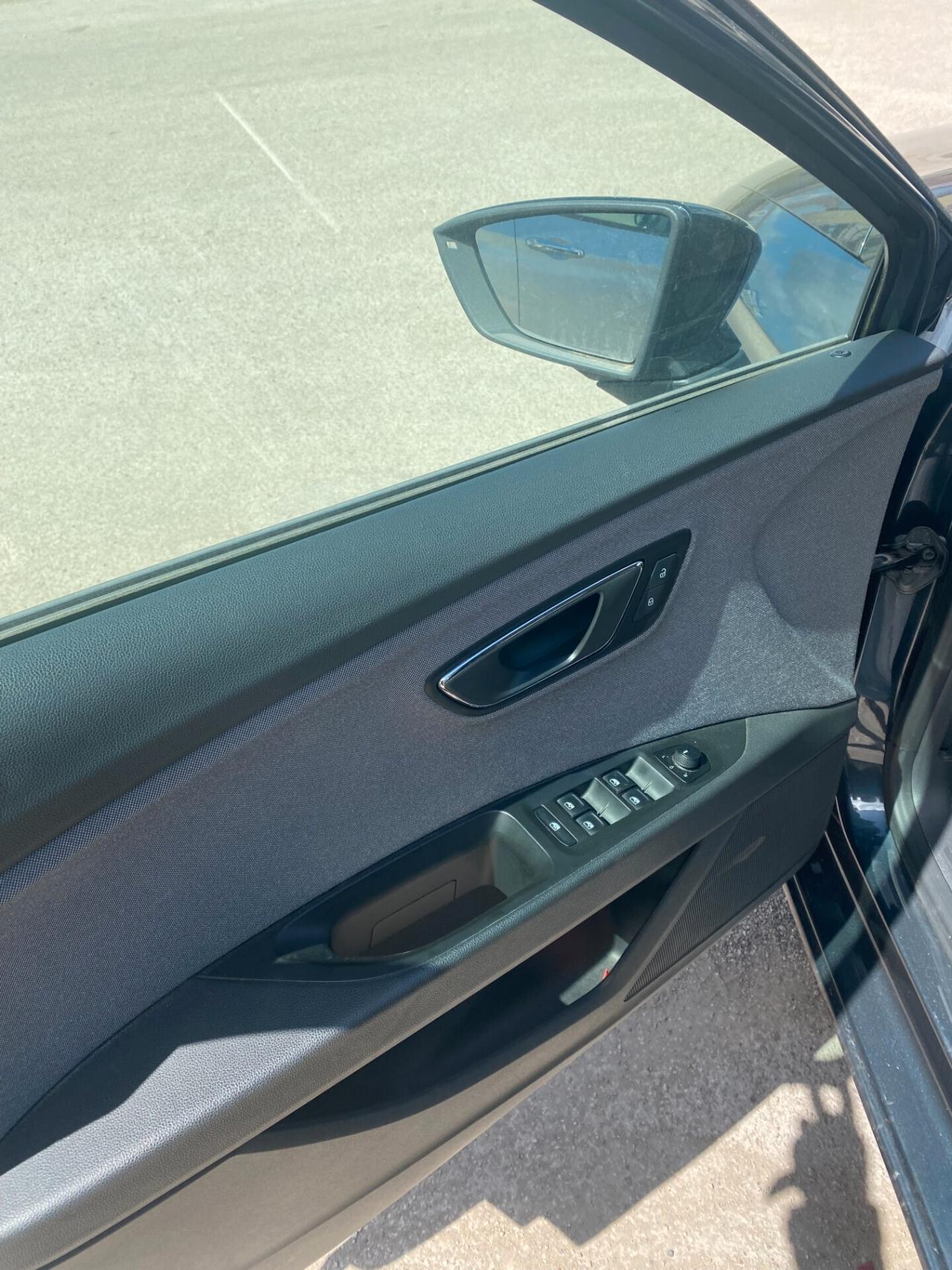 Seat Leon 2.0 DIESEL 84MILA KM 2021