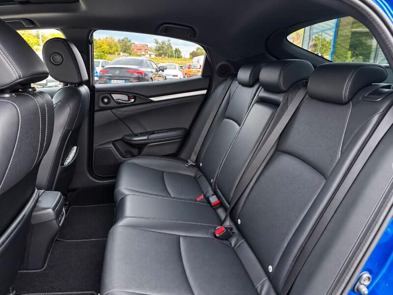 HONDA Civic 10ª serie Civic 1.6 5 porte Execut...