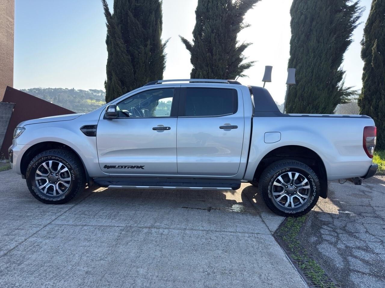 Ford Ranger 2.0 ECOBLUE DC XLT 5 posti