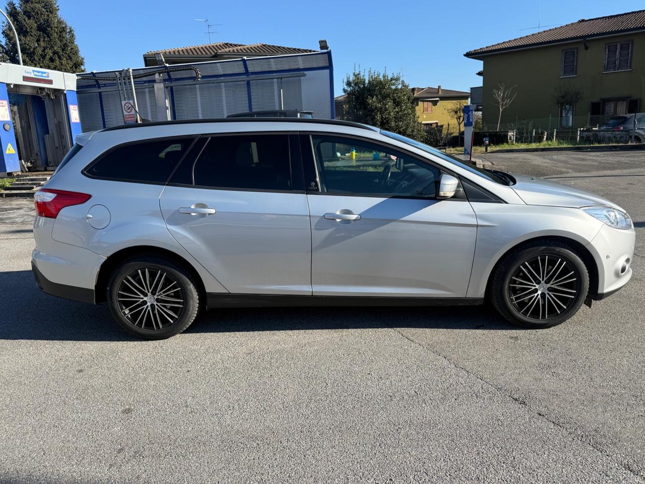 Ford Focus 2.0 TDCi 115 CV Powershift SW*NAVI*EURO5B*