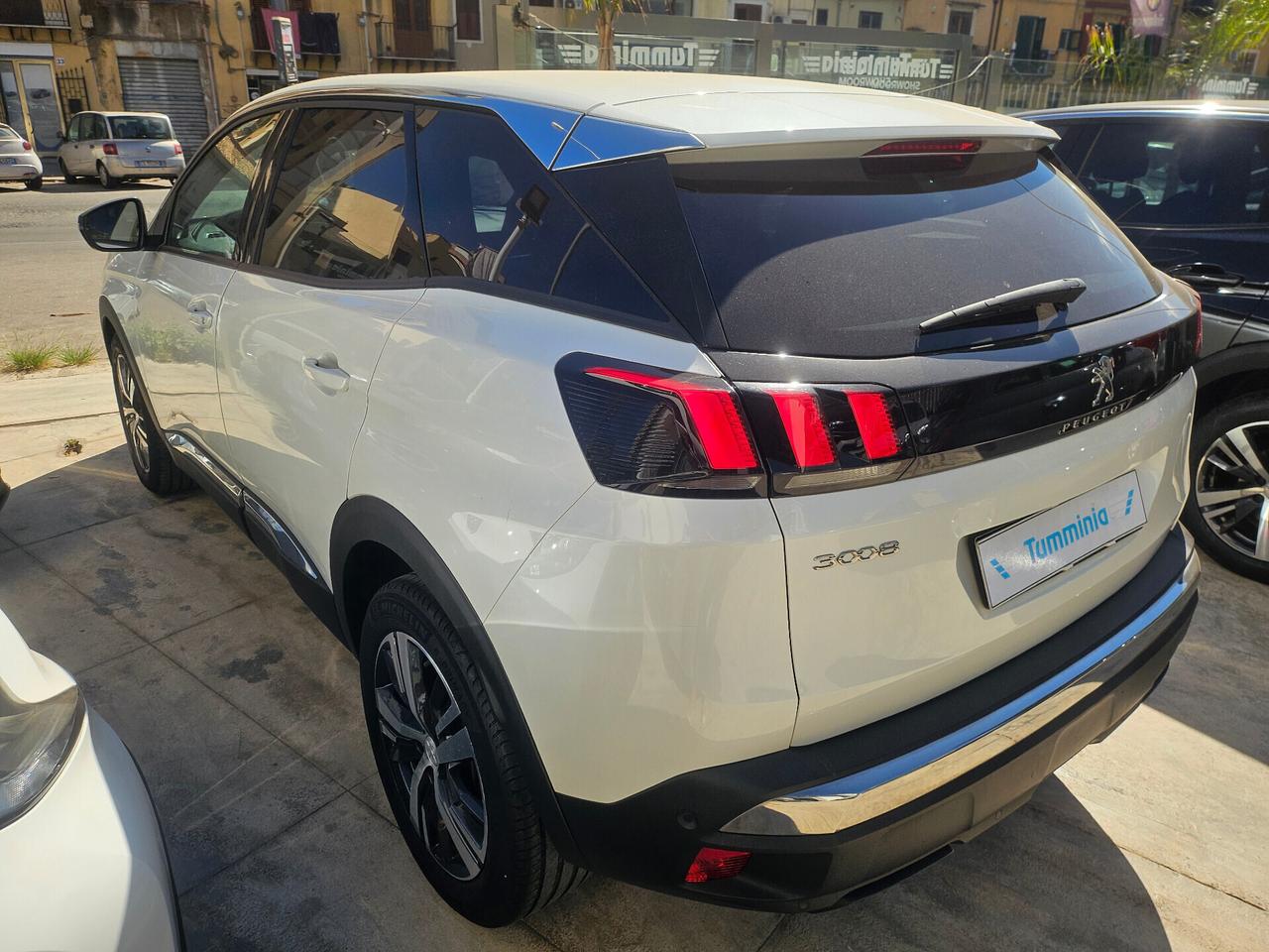 Peugeot 3008 BlueHDi 130 EAT8 Allure Pack 04/2023