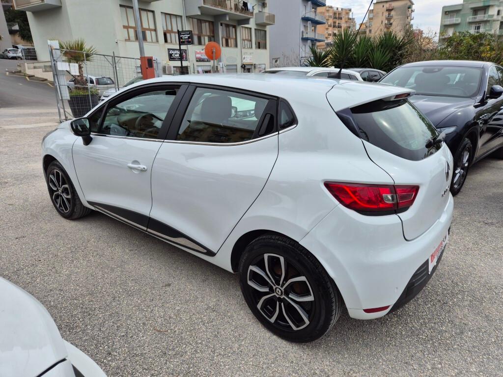 Renault Clio 1.5 dCi 90 CV 5P NAVI