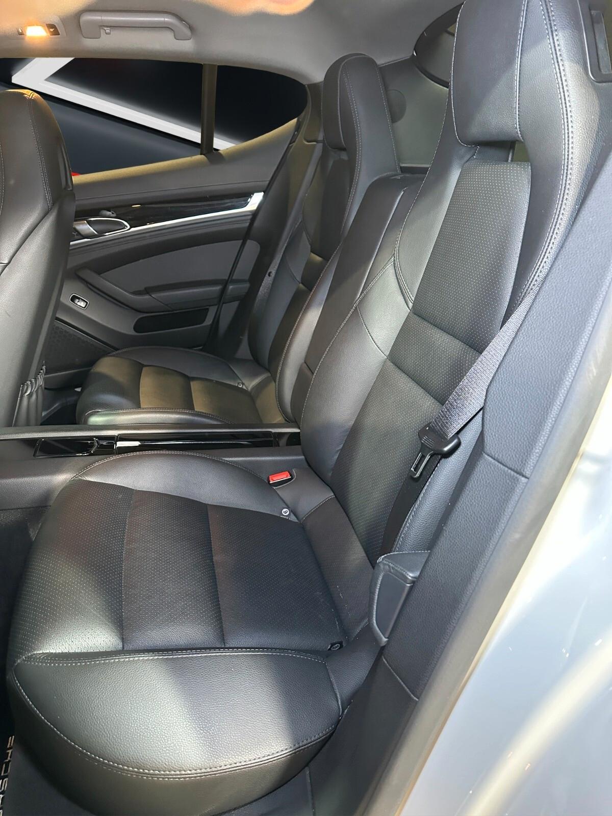 Porsche Panamera 3.0 300CV