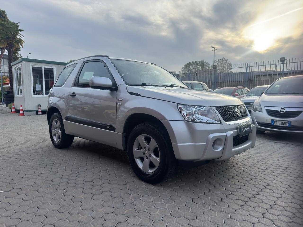 Suzuki Grand Vitara ADATTA A NEOPATENTATI 1.6 16V 3 porte
