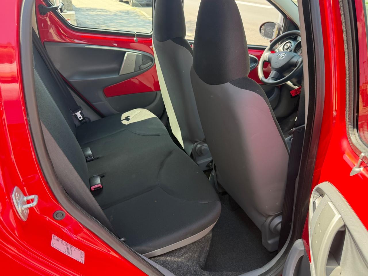 Toyota Aygo 1.0 12V VVT-i 5 porte Now