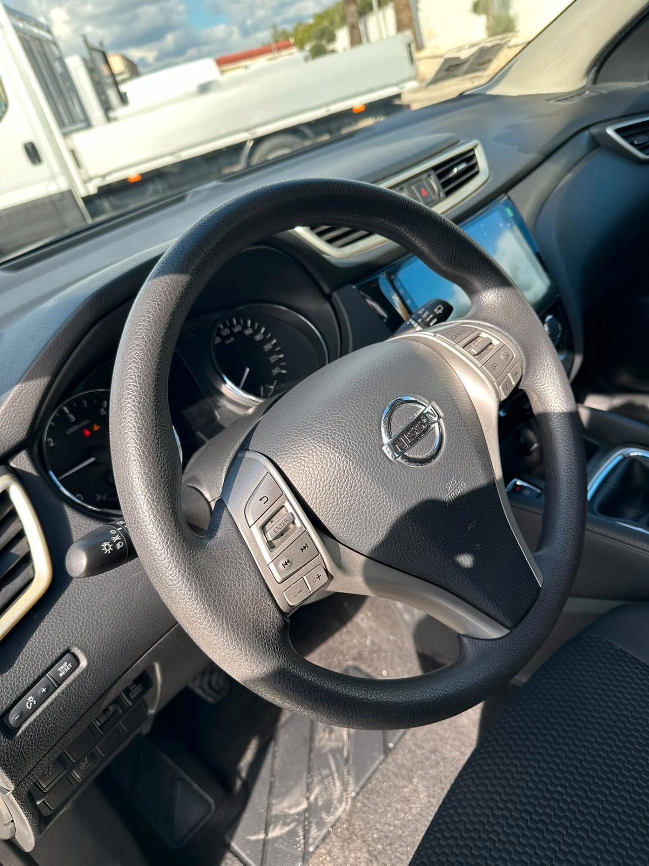 NISSAN QASHQAI 1.6 dCi 4WD Business