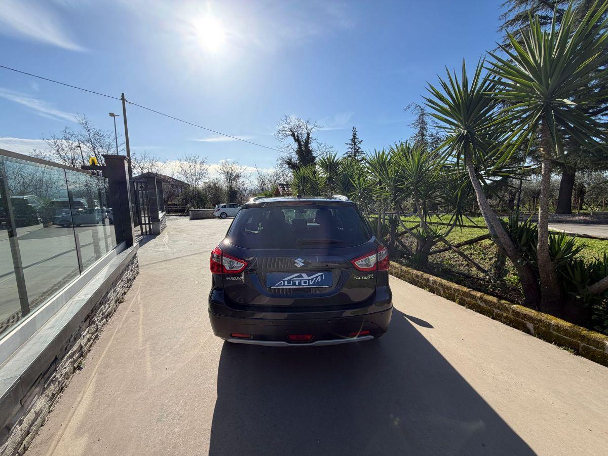 SUZUKI - S-Cross
