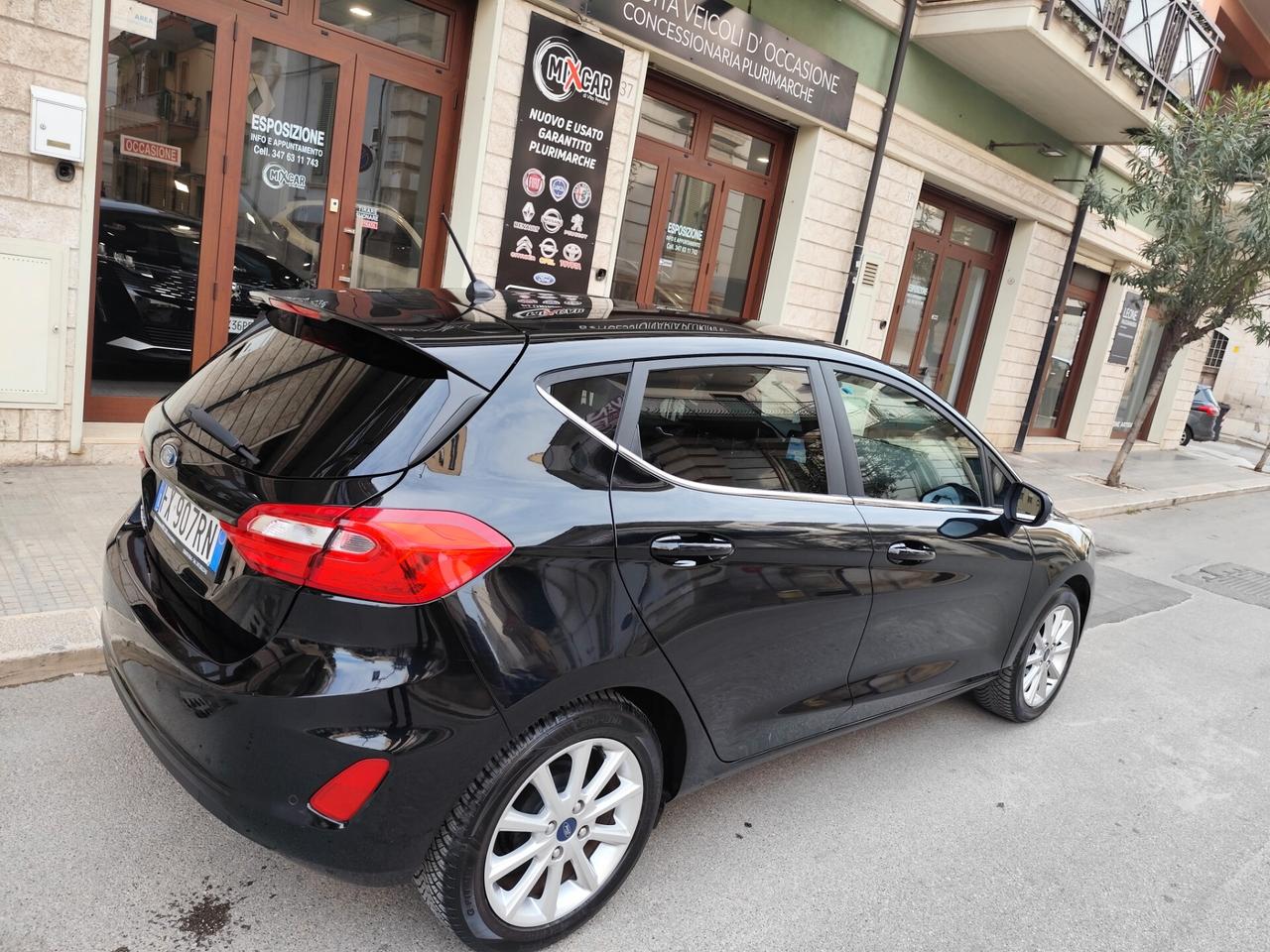 Ford Fiesta 1.1 BENZ/GPL 75CV TITANIUM PERFETTA