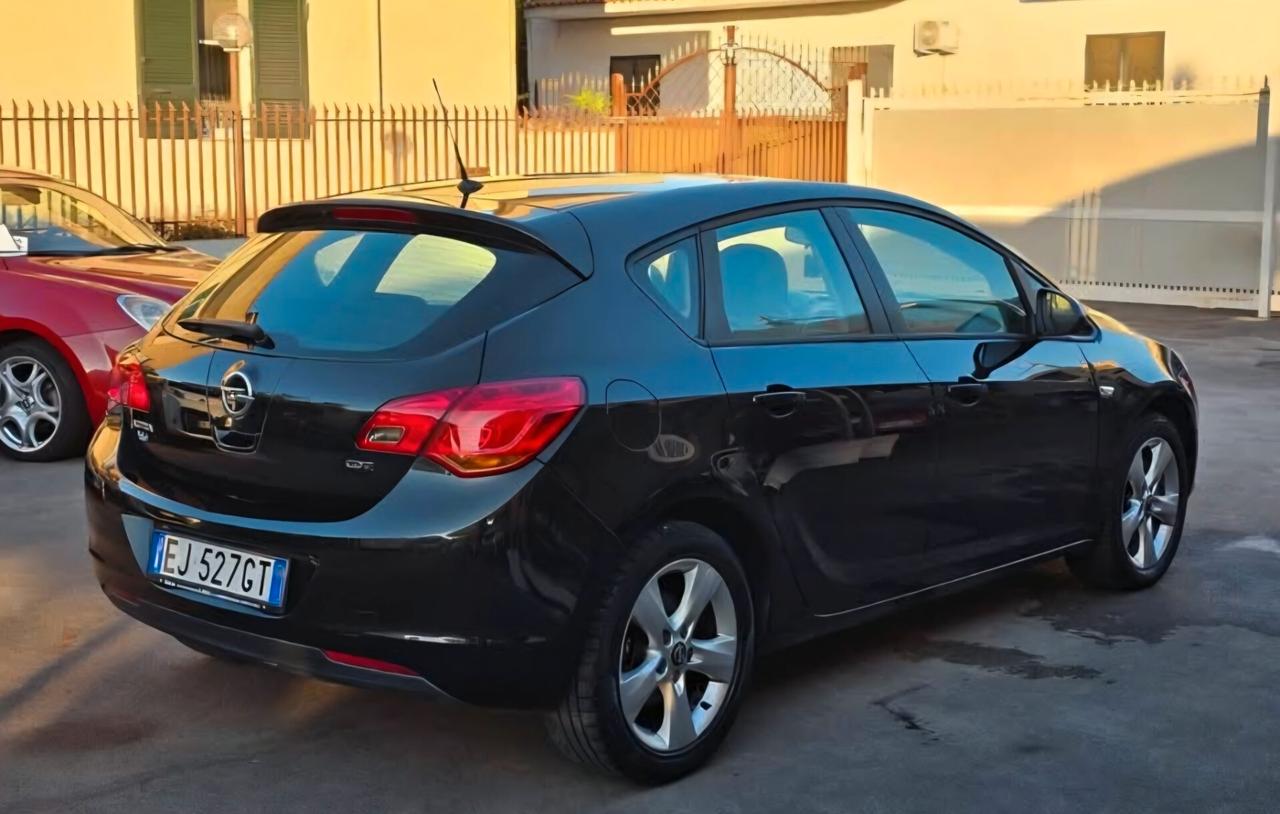 Opel Astra 1.7 CDTI 110CV 5 porte Elective