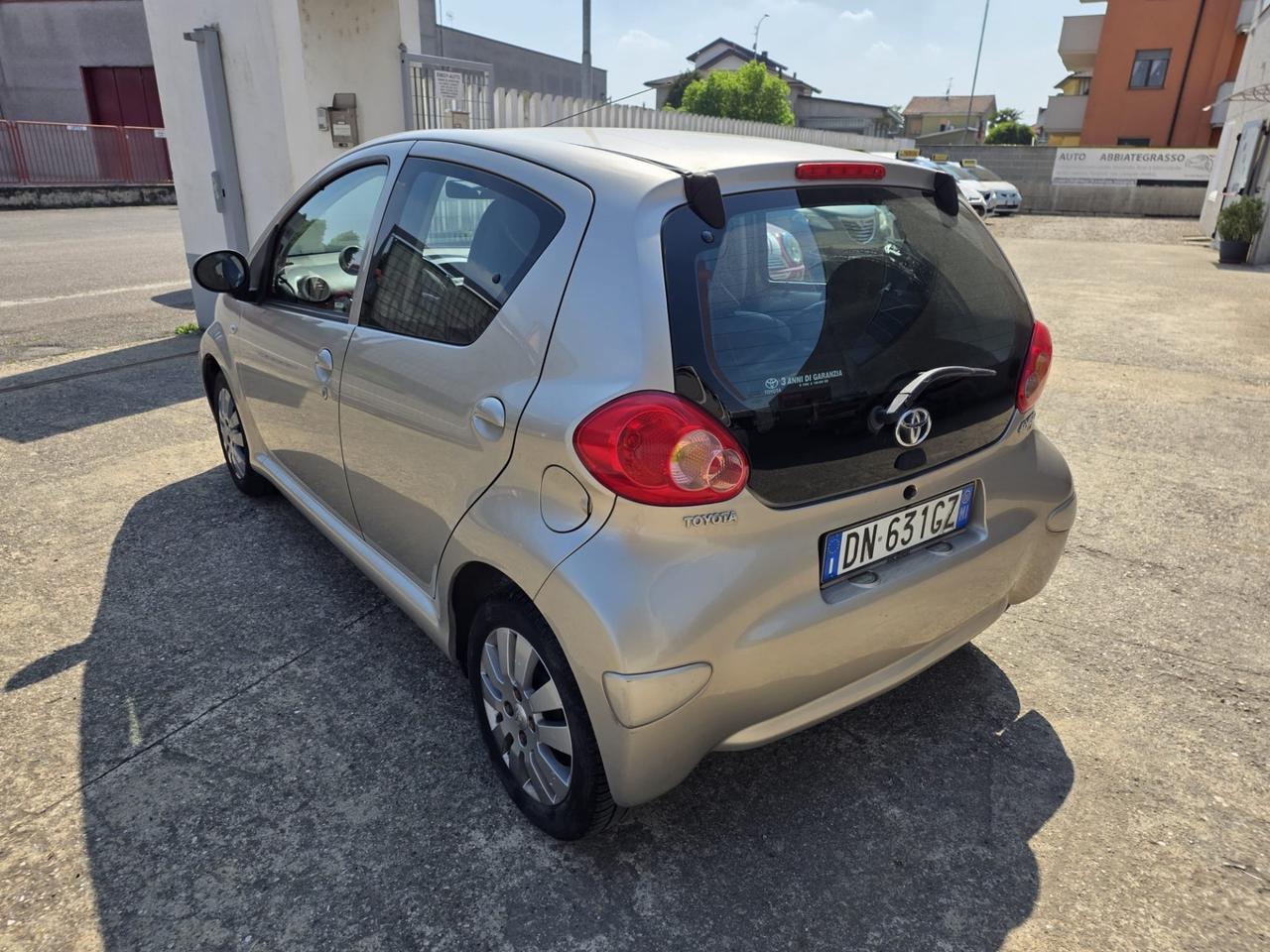 Toyota Aygo 1.0 12V VVT-i 5 porte