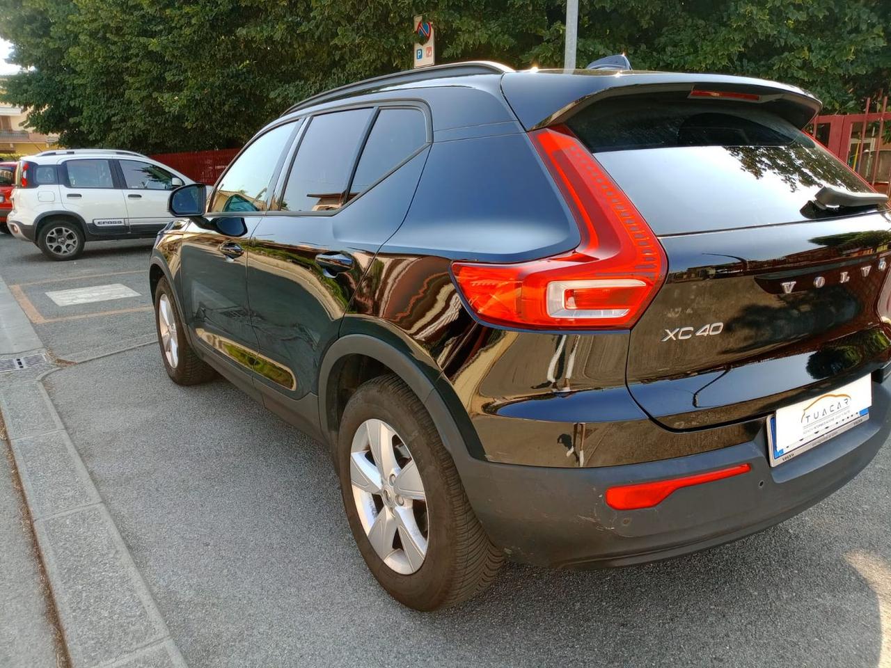 Volvo XC40 Business D3  #6218