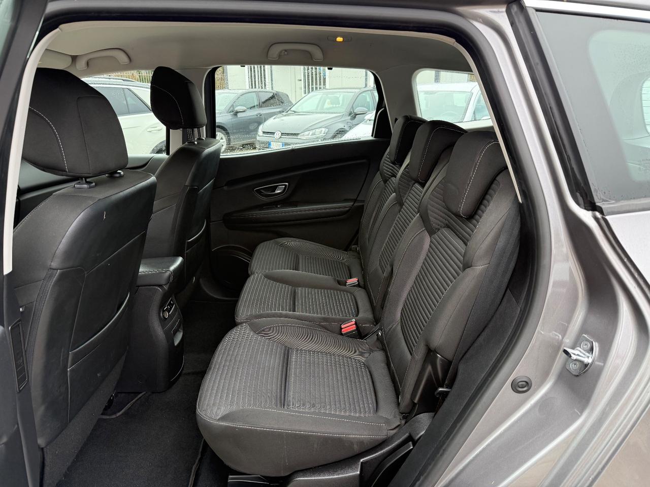 Renault Grand Scenic 1,7 dci 150CV -EDC- 7 POSTI