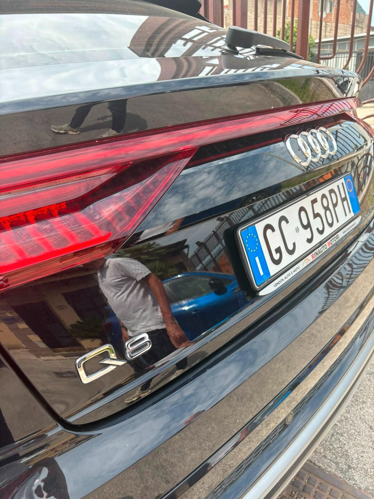 Audi Q8 SQ8 TDI quattro tiptronic
