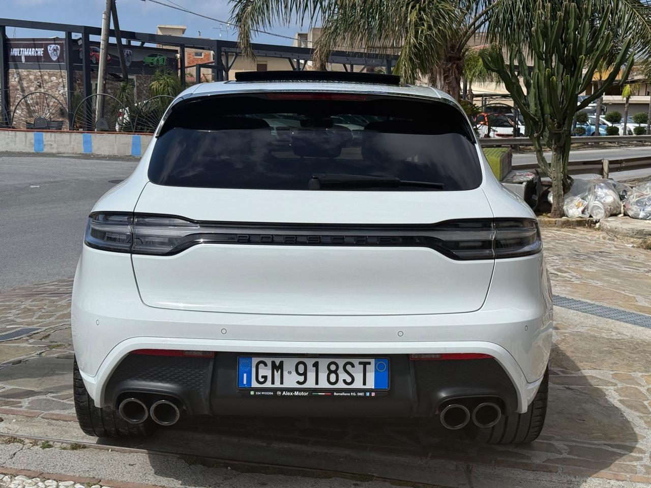 Porsche Macan 2.0 265 cv Led Pelle Tetto Panoramico Apr. Camera 360* 21 Felgen