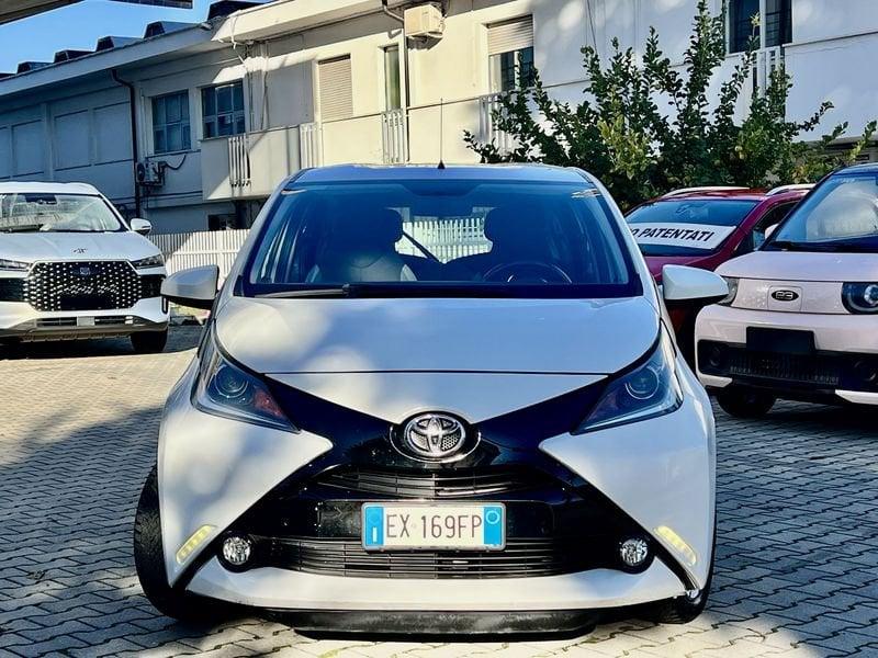 Toyota Aygo Aygo 1.0 VVT-i 69 CV 5 porte x-wave