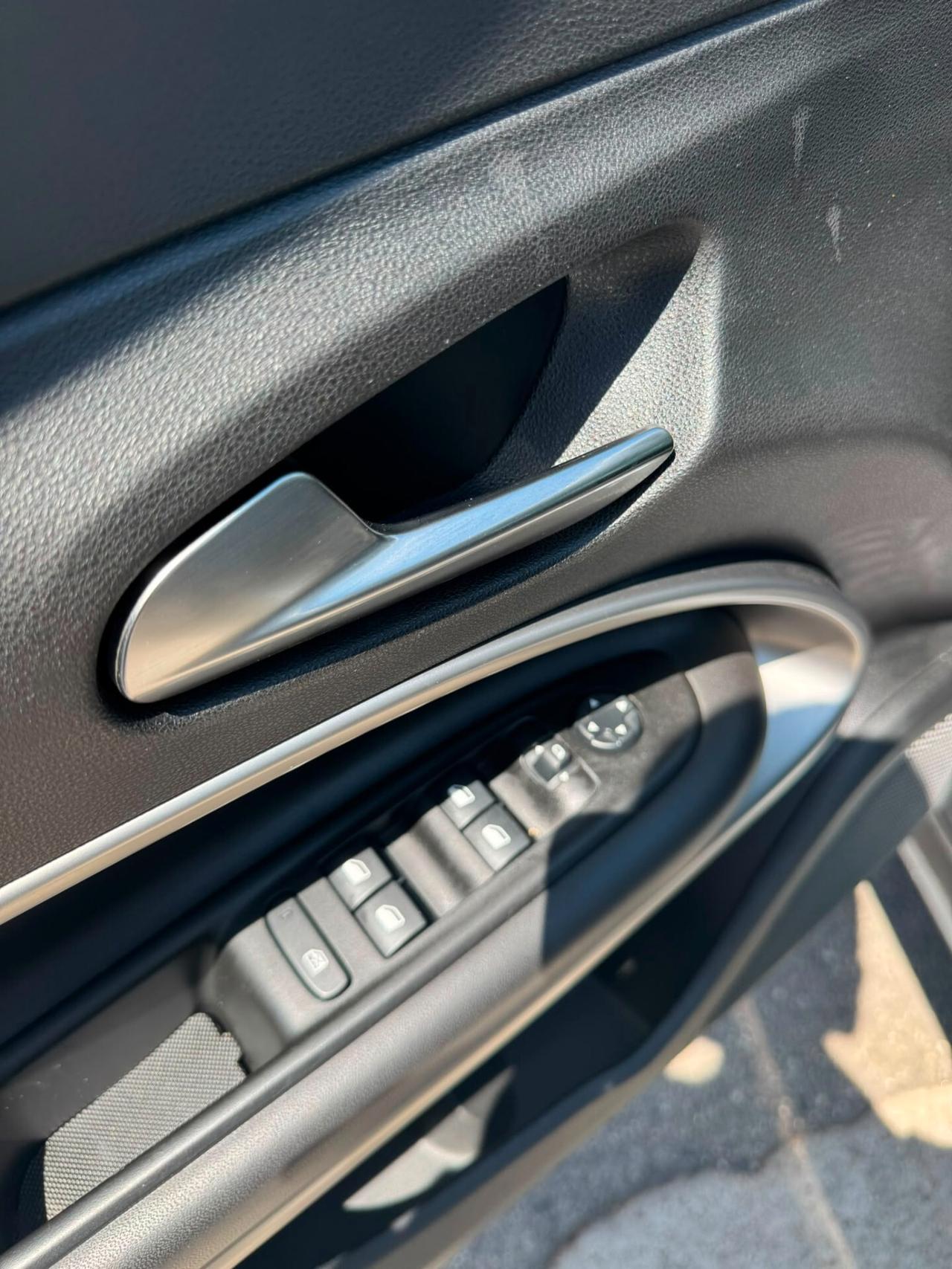 Disponibile Spettacolare Jeep Avenger
