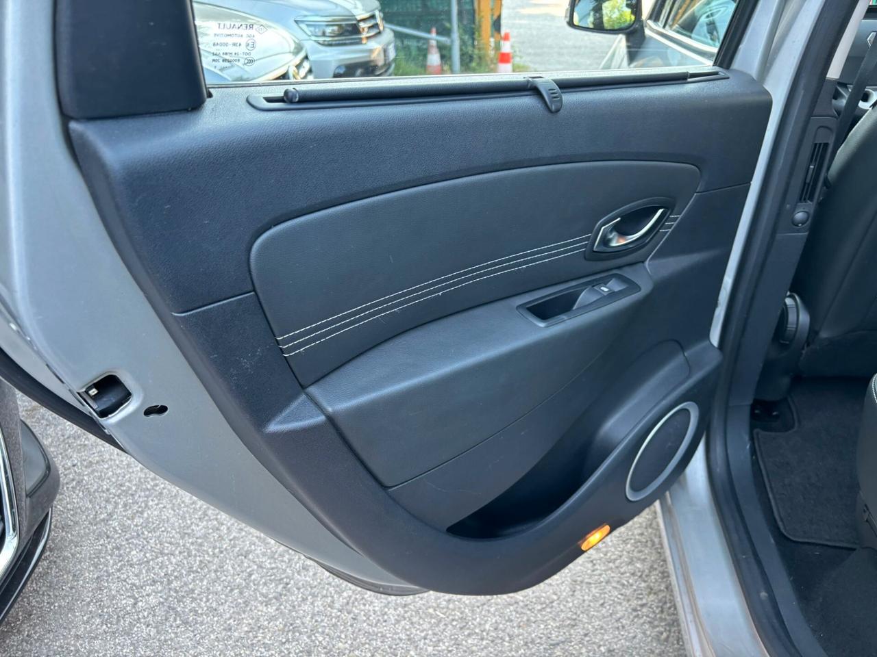 Renault Scenic X-Mod 1.5 dCi 110CV Luxe