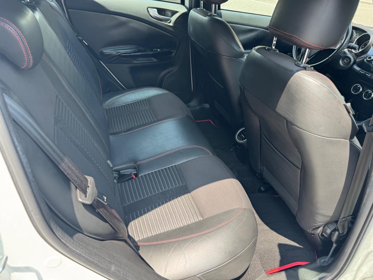 Alfa Romeo Giulietta 1.6 JTDm-2 105 CV Distinctive