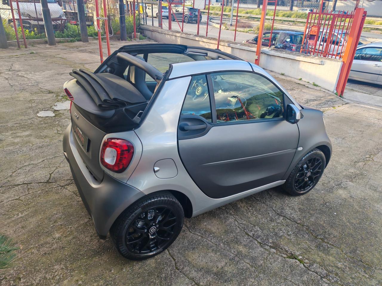 Smart Fortwo 0,9 benzina 05/2017 CV90 CABRIO