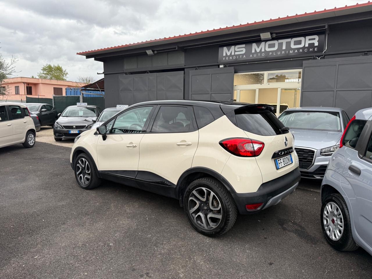 Renault Captur 1.5 dCi 90 CV EDC automatica
