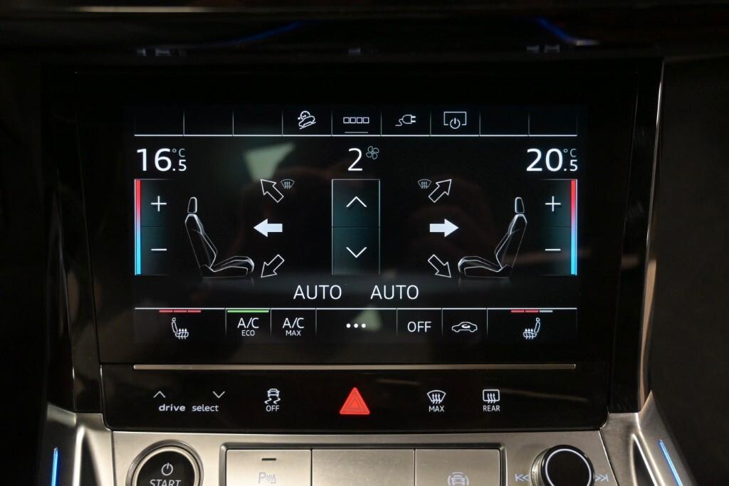 Audi Q8 e-tron 215CV SPB 55 QUATTRO S-LINE EDITION ( FARI LED - PDC CERCHI 21 TETTO PANORAMICO APR. )